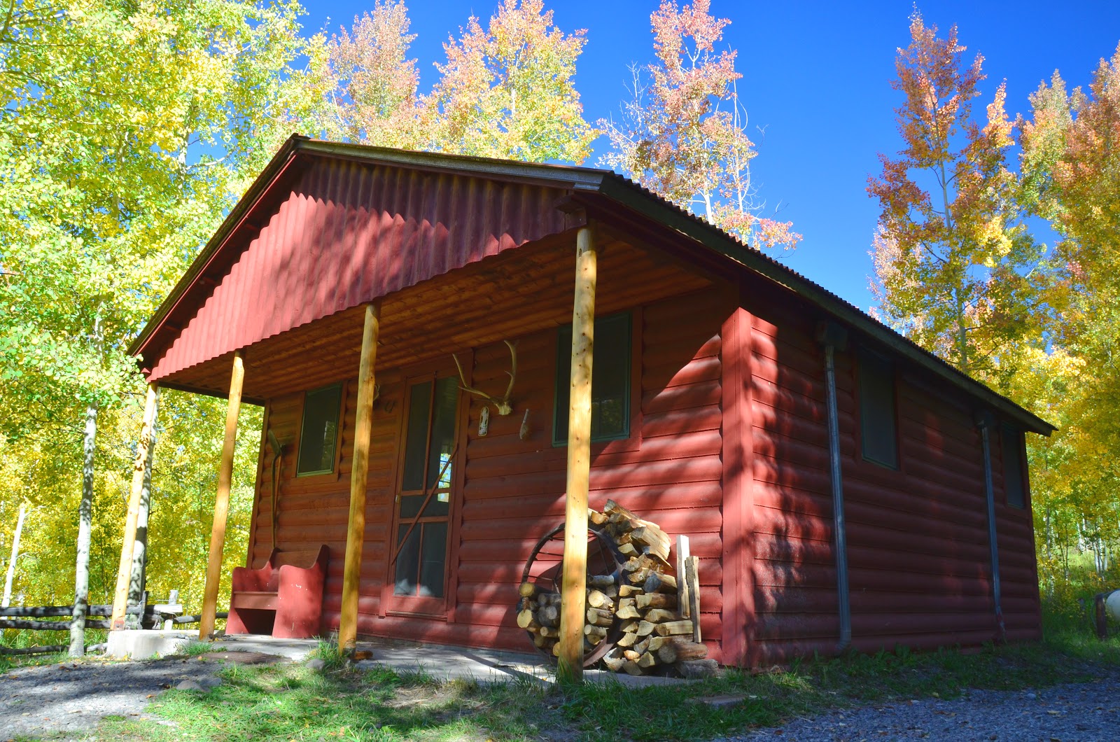 LICENSED TO FISH Jackson Guard Station Makes for Stunning Fall