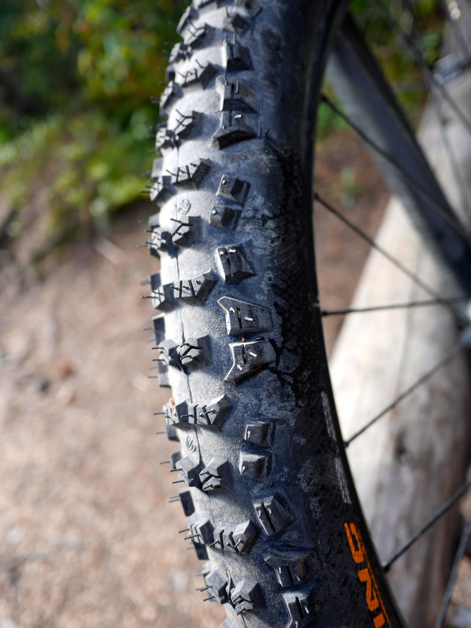 Review Continental Trail King Red Rocks Review