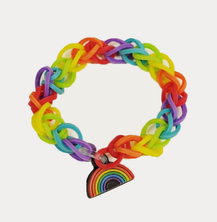 Ben Franklin Crafts and Frame Shop: How-to: Make a Rubber Band Loom