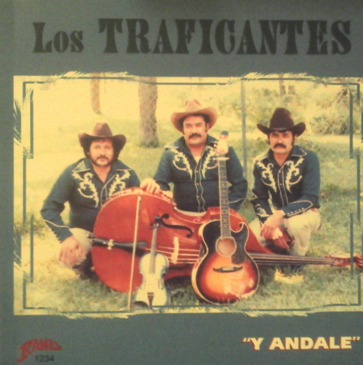 LOS TRAFICANTES Y ANDALE