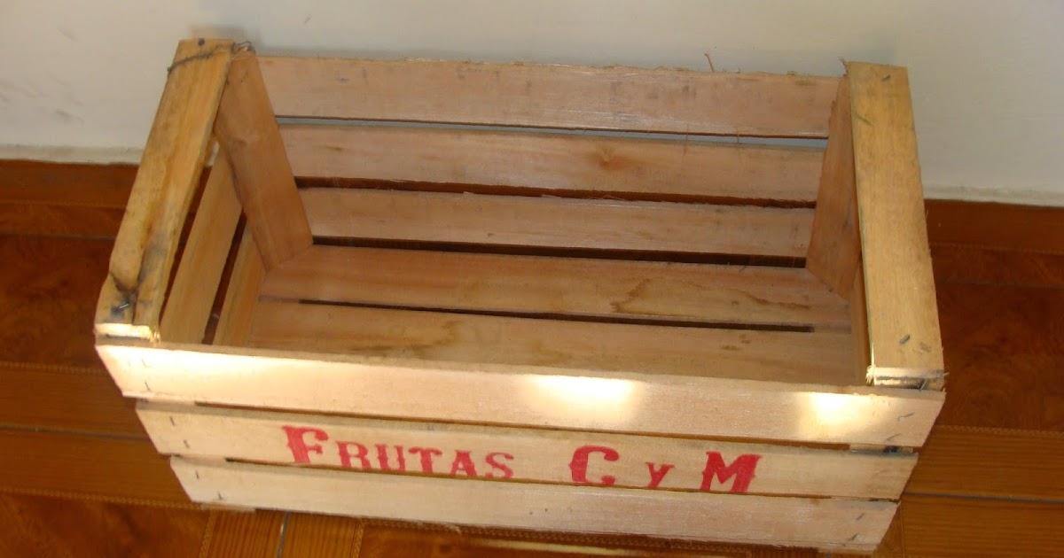 Creando Sueños Estante reciclando un cajón de verdulería