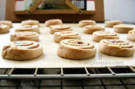 Vegan Cinnamon Roll Cookies