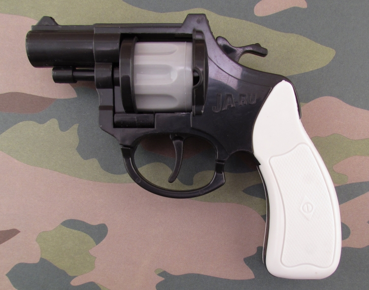 22k: snub+nose 44 magnum snub nose. 22k: snub+nose