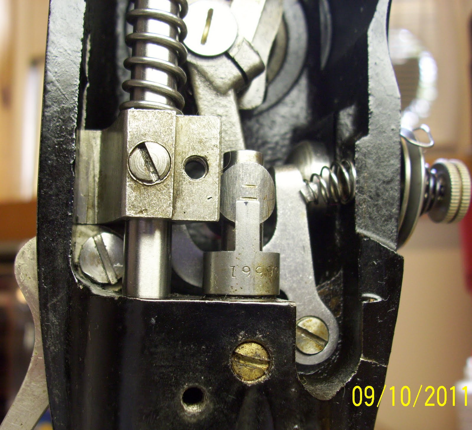 My Sewing Machine Obsession How to service and clean a Singer 66