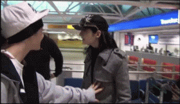 http://2.bp.blogspot.com/-oFuqxtKTwAY/Tw9Y7OM6AoI/AAAAAAAAAhs/8Qsndzj0kJc/s1600/Vivamoskau030107-5.gif