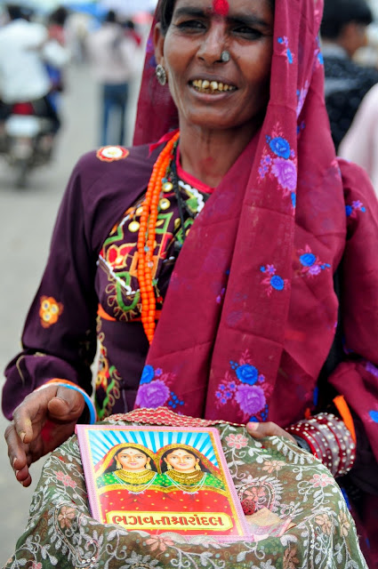 Tarnetar Marriage Fair Gujarat Gujarati Indian India Women portrait faces beautiful colorful
