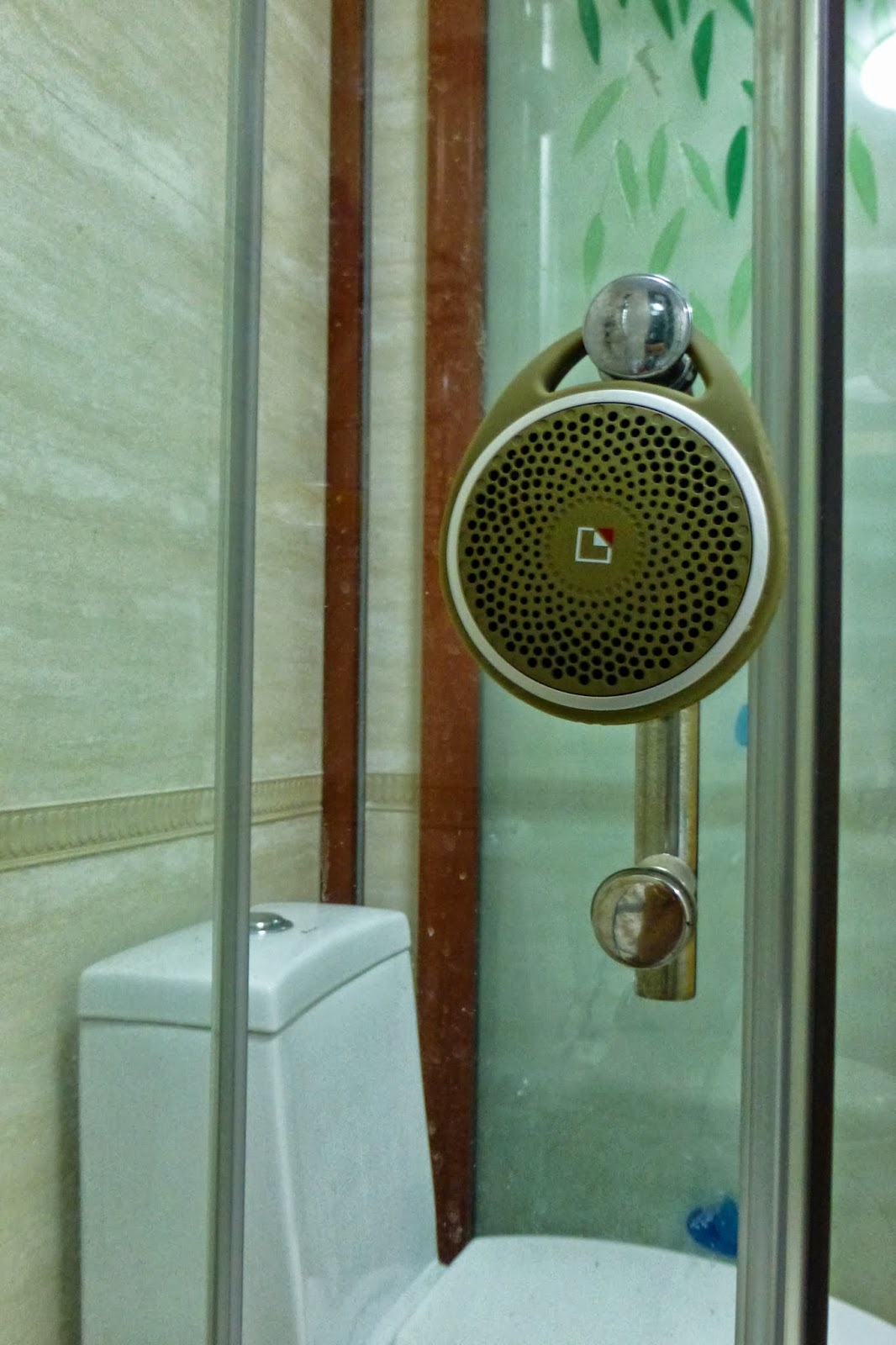 Smart Mobility Blue Pages The Best Bluetooth Bath and Shower Speaker