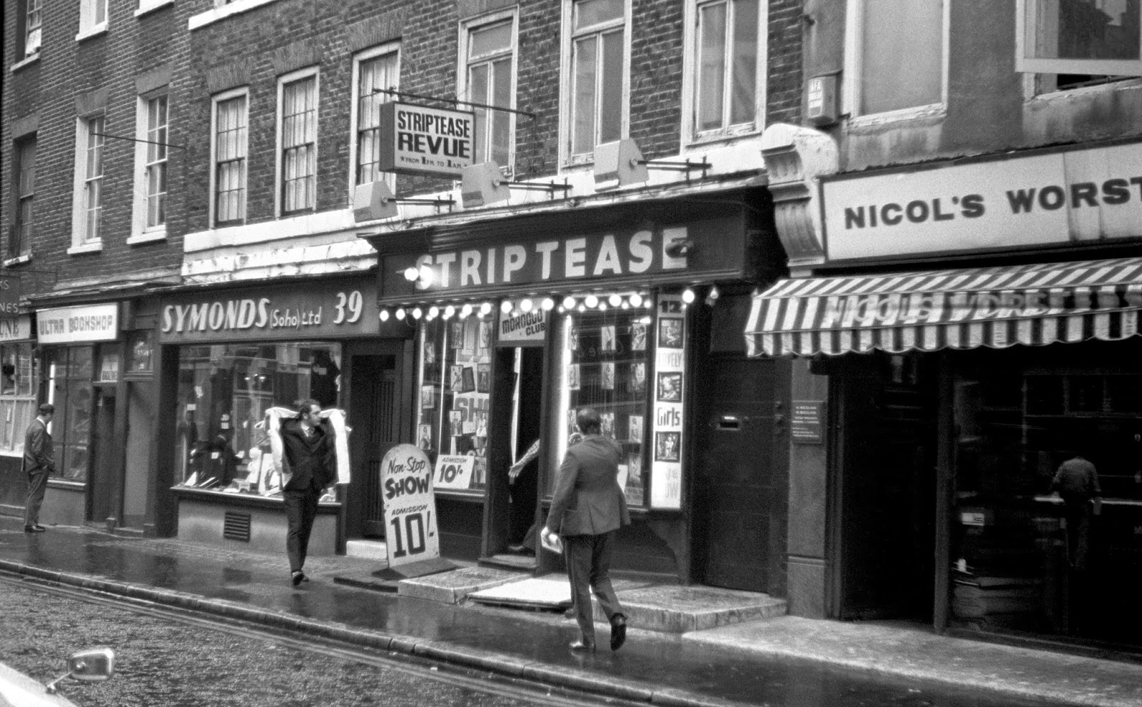 Black and White Photos of Soho, London in 1972 vintage everyday