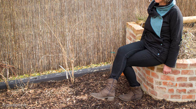 dione, lasari, design, metterlink, geschenk, nähen, kragen, jacke