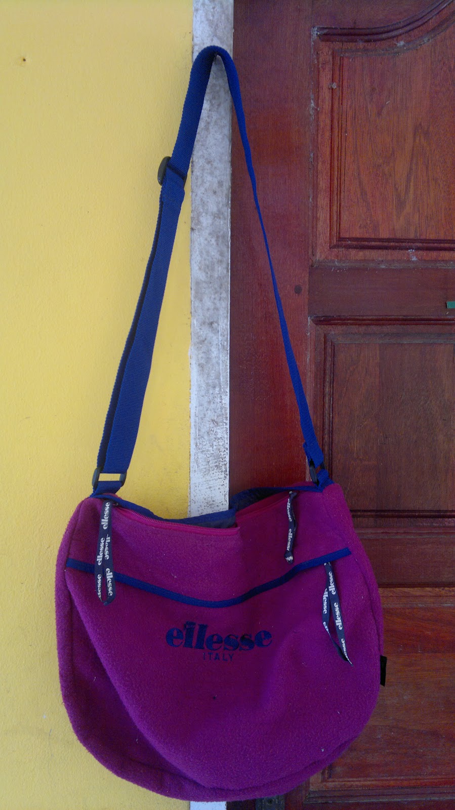 Channel Bundle CASUAL PRODUCT FORSALE SLING BAG ELLESSE & 2 SELIPAR