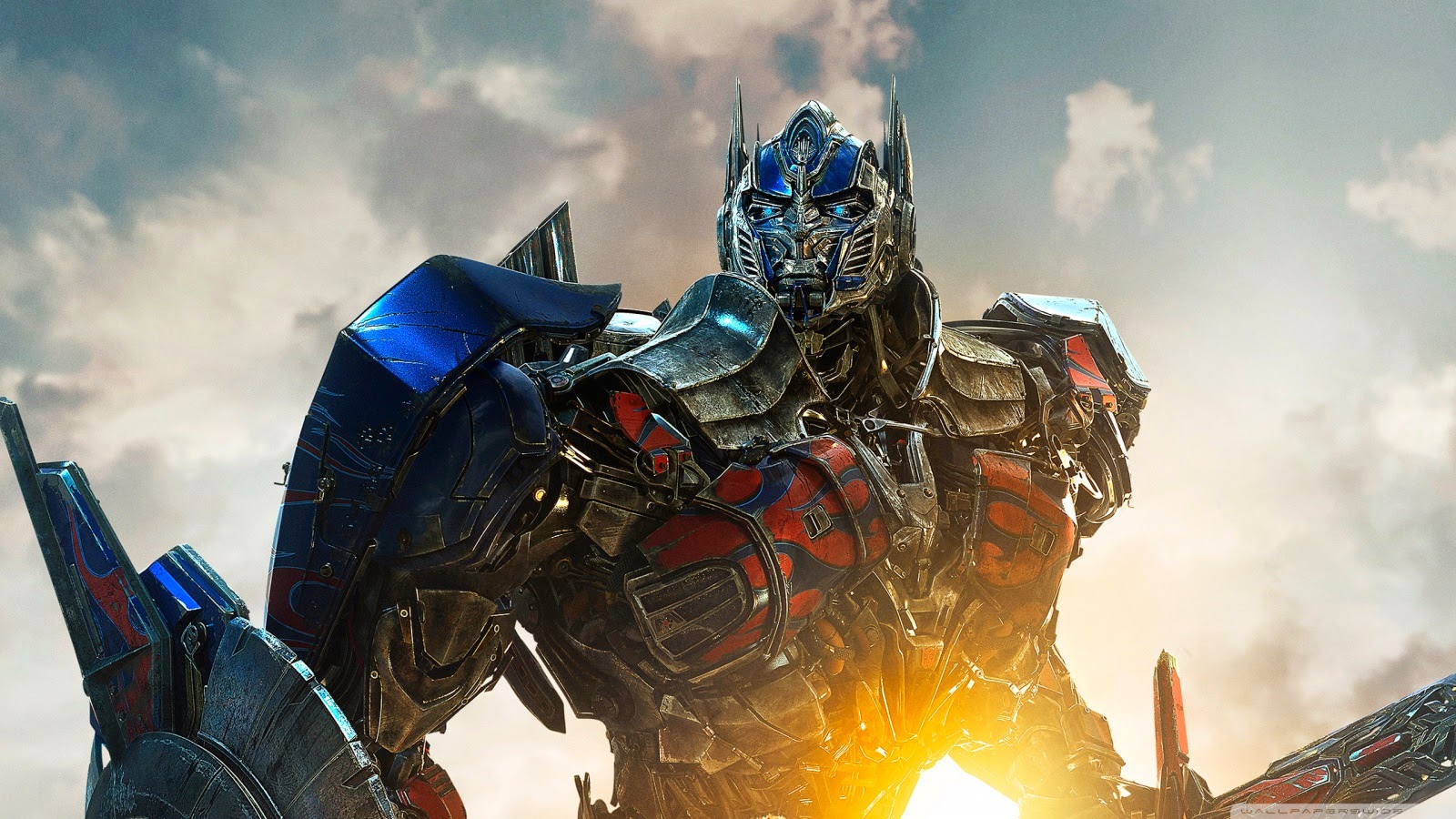 Những lần lột xác của người máy Optimus Prime thuộc Transformers  Phim  chiếu rạp