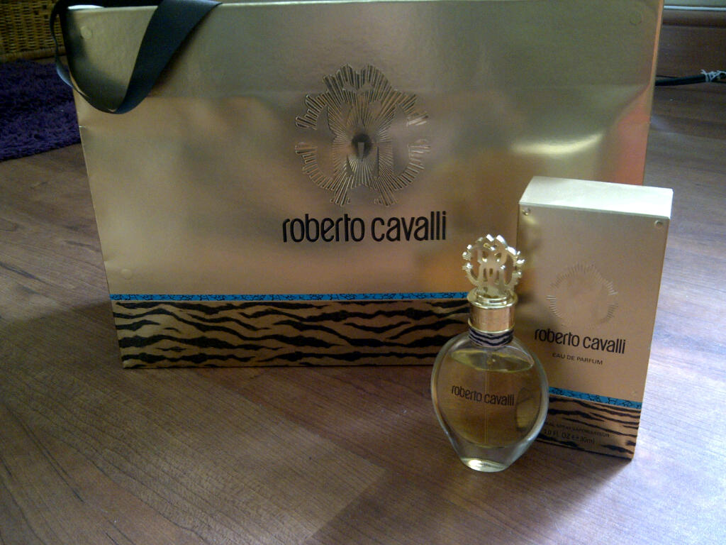 roberto cavalli eau de parfum review