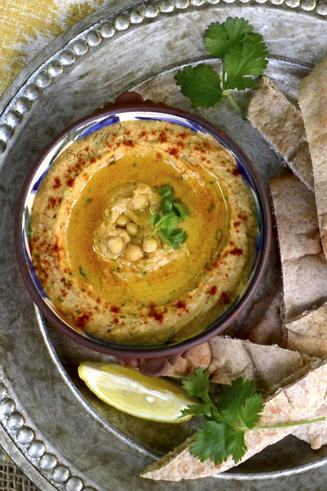 Adora's Box LEMON AND CORIANDER HUMMUS