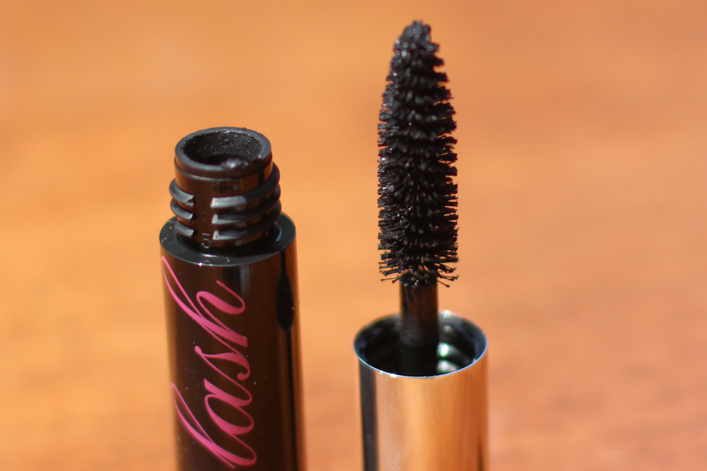 Faces by SAM Beauty Blog Product Review Benefit Bad Gal Lash Mascara