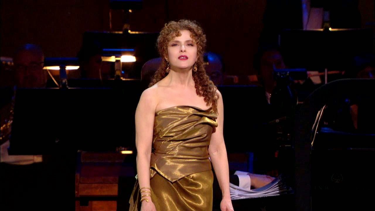 STARS WALLPAPER: Bernadette Peters HD Wallpapers Free Download