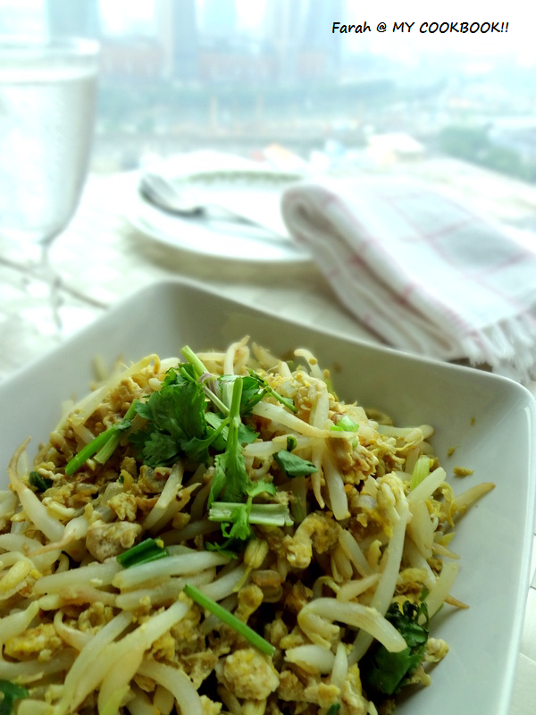 MY COOKBOOK!! BEAN SPROUTS AND EGG STIR FRY