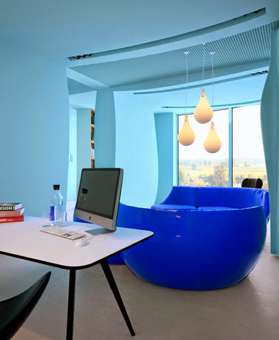 Space Saving Ways To Furnish A Small Office Space