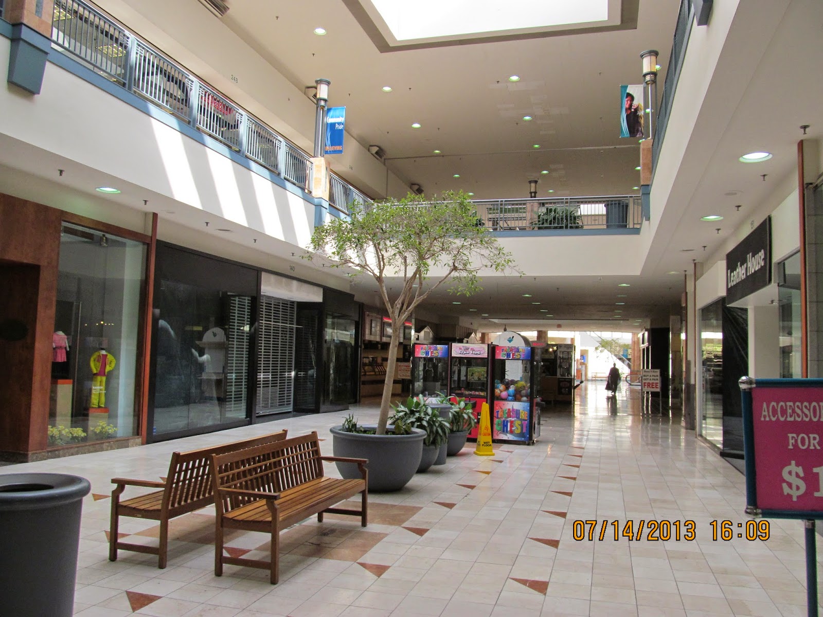 Trip to the Mall Lincoln Mall ( Matteson, IL)