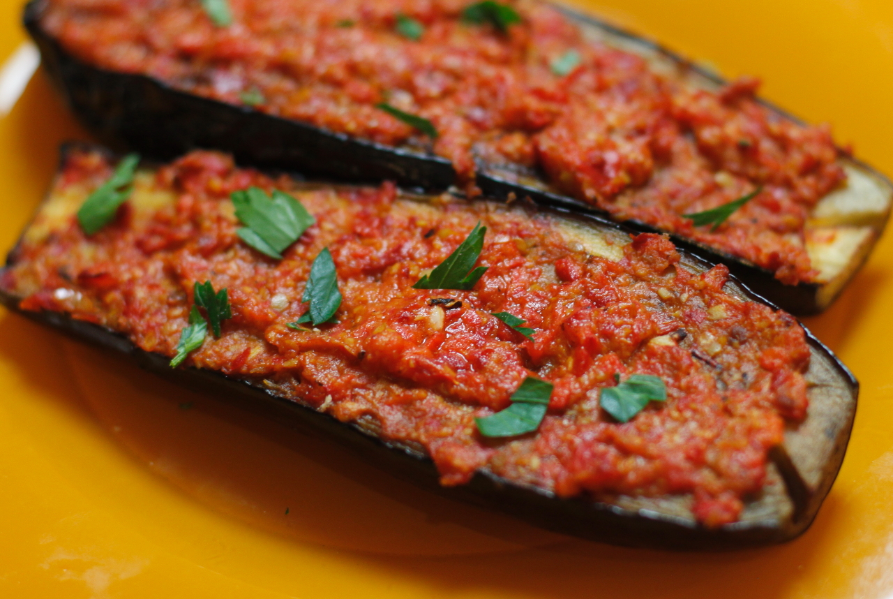 Mama Tommy's Roasted Eggplant with Olive and Red Pepper Tapenade [Zack]