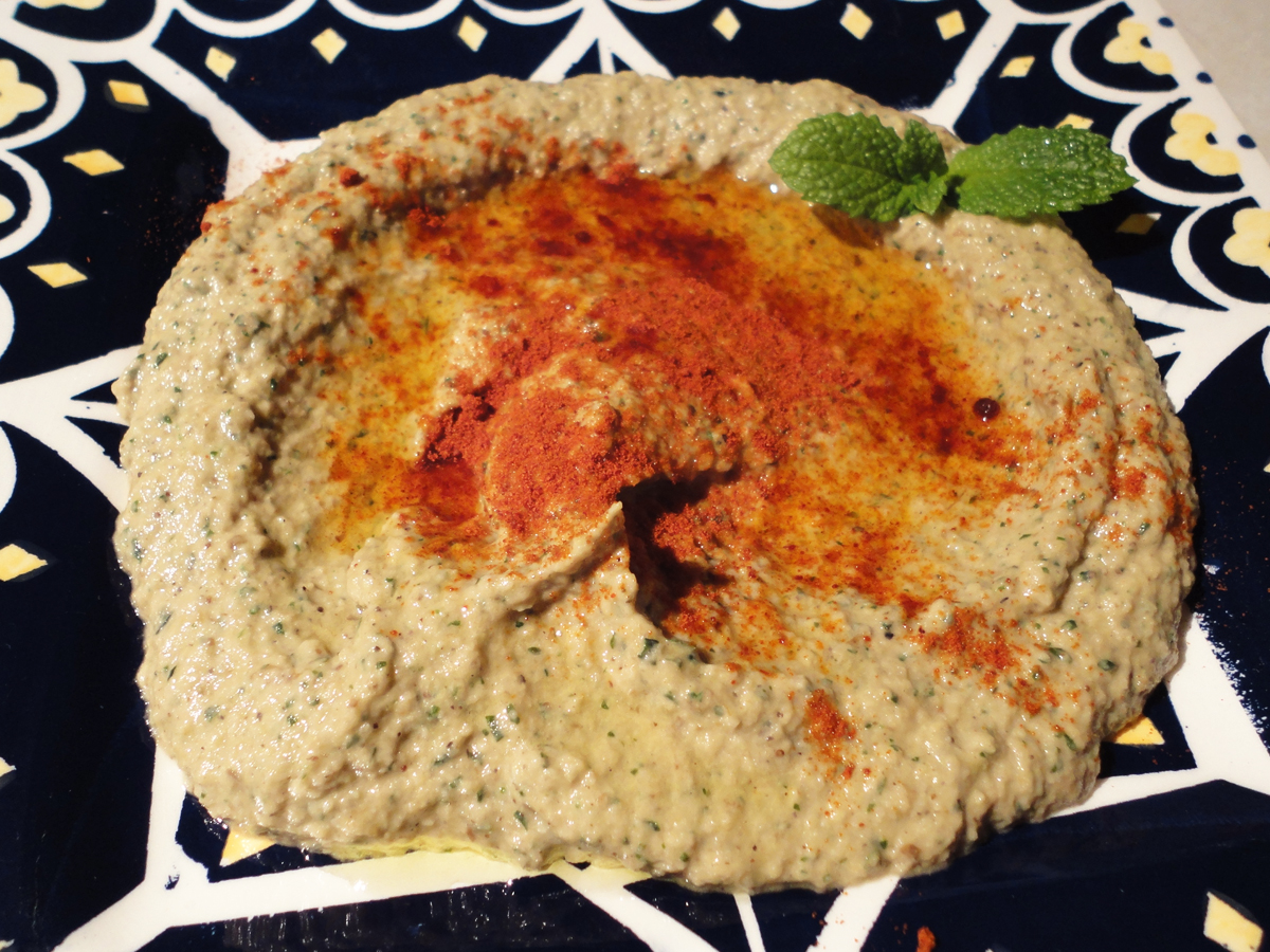 QUATRE GATS VEGAN KITCHEN Baba Ghanouj (Cold Eggplant Puree)
