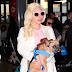 FOTOS HQ: Lady Gaga llegando a un aeropuerto en Los Ángeles - 23/12/15