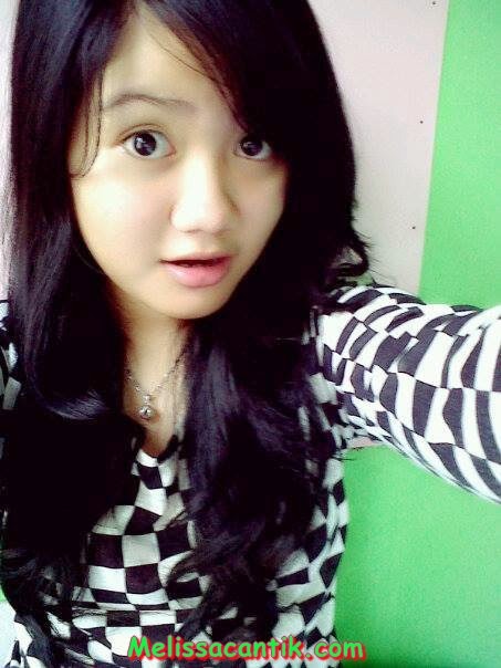 Foto Cewek SMP Bibit Unggul Muka Cantik dan Montok Terkini 2014