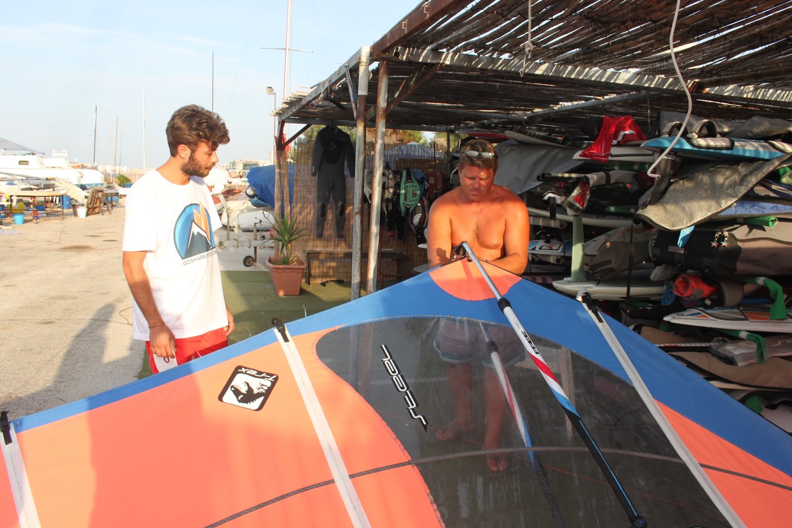 luogo di incontro sinonimi