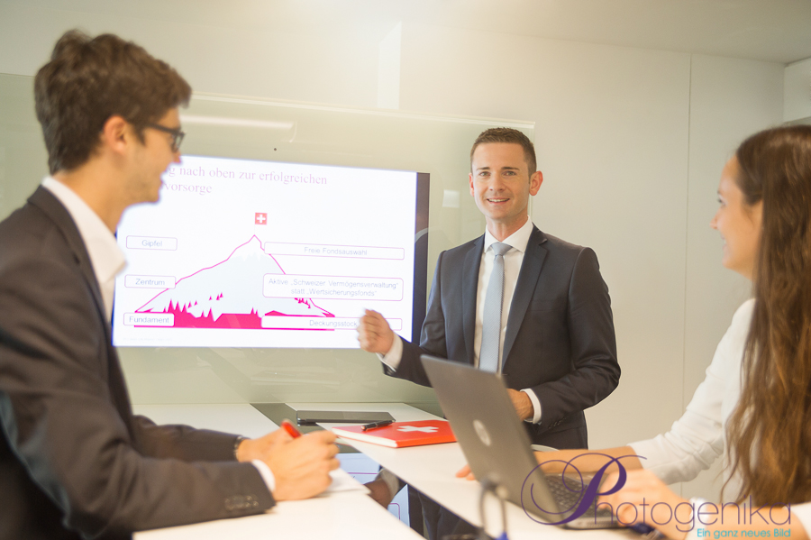 Berlin Entlang Der Einstigen Mauer Im Grenzenlosen Spree Athen
