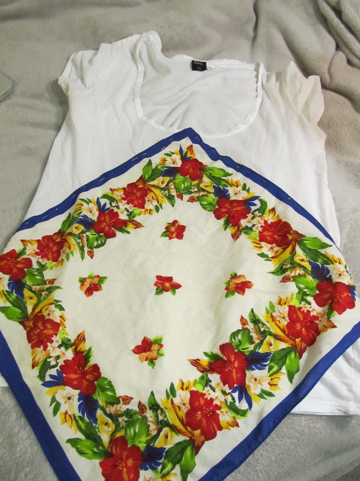 Runaway Thrift DIY Bandanna Tshirt