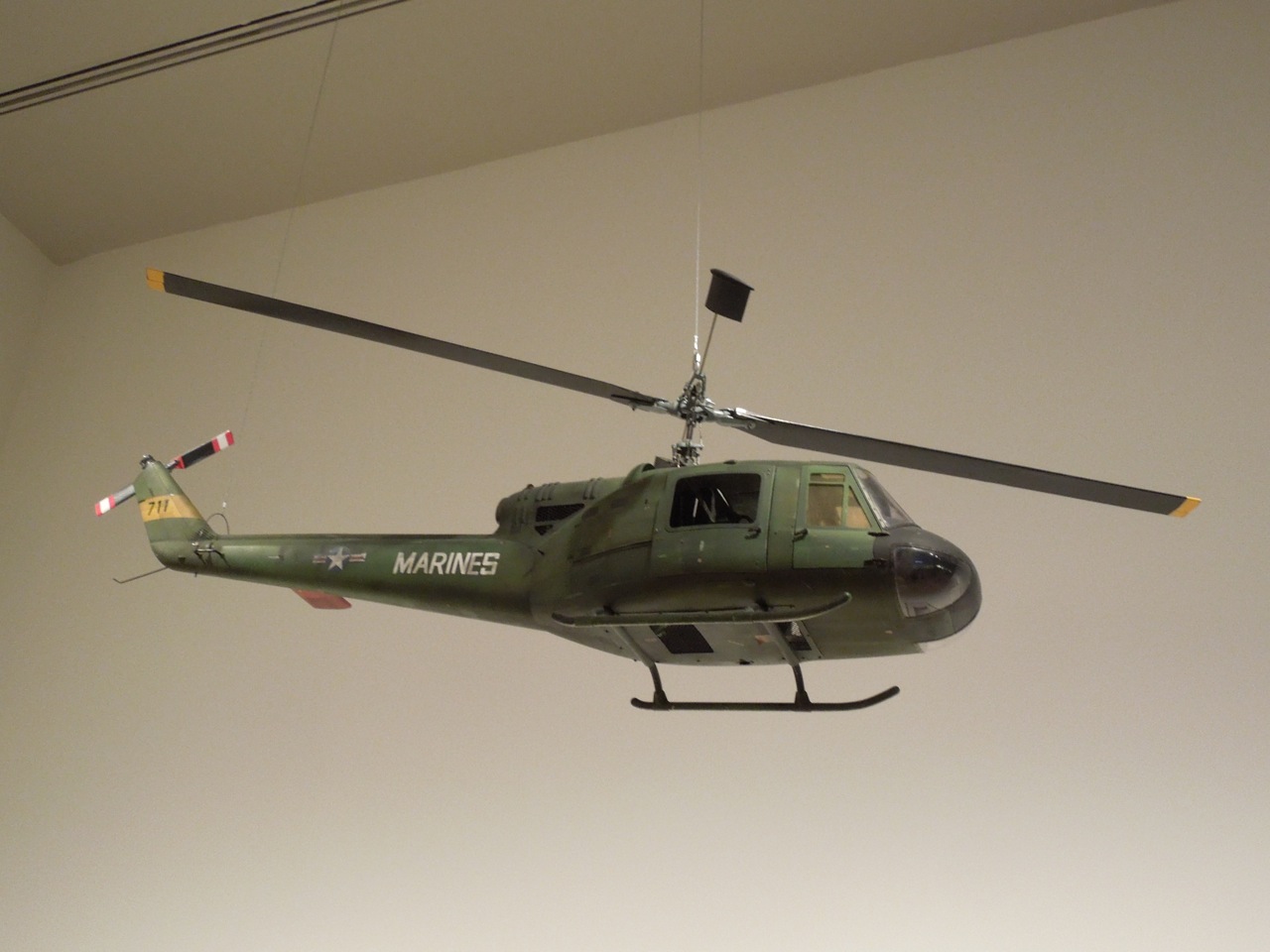 Hollywood Movie Costumes and Props Full Metal Jacket helicopter model