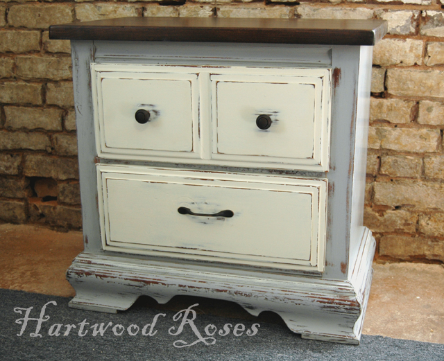 Hartwood Roses TwoToned and Totally Distressed