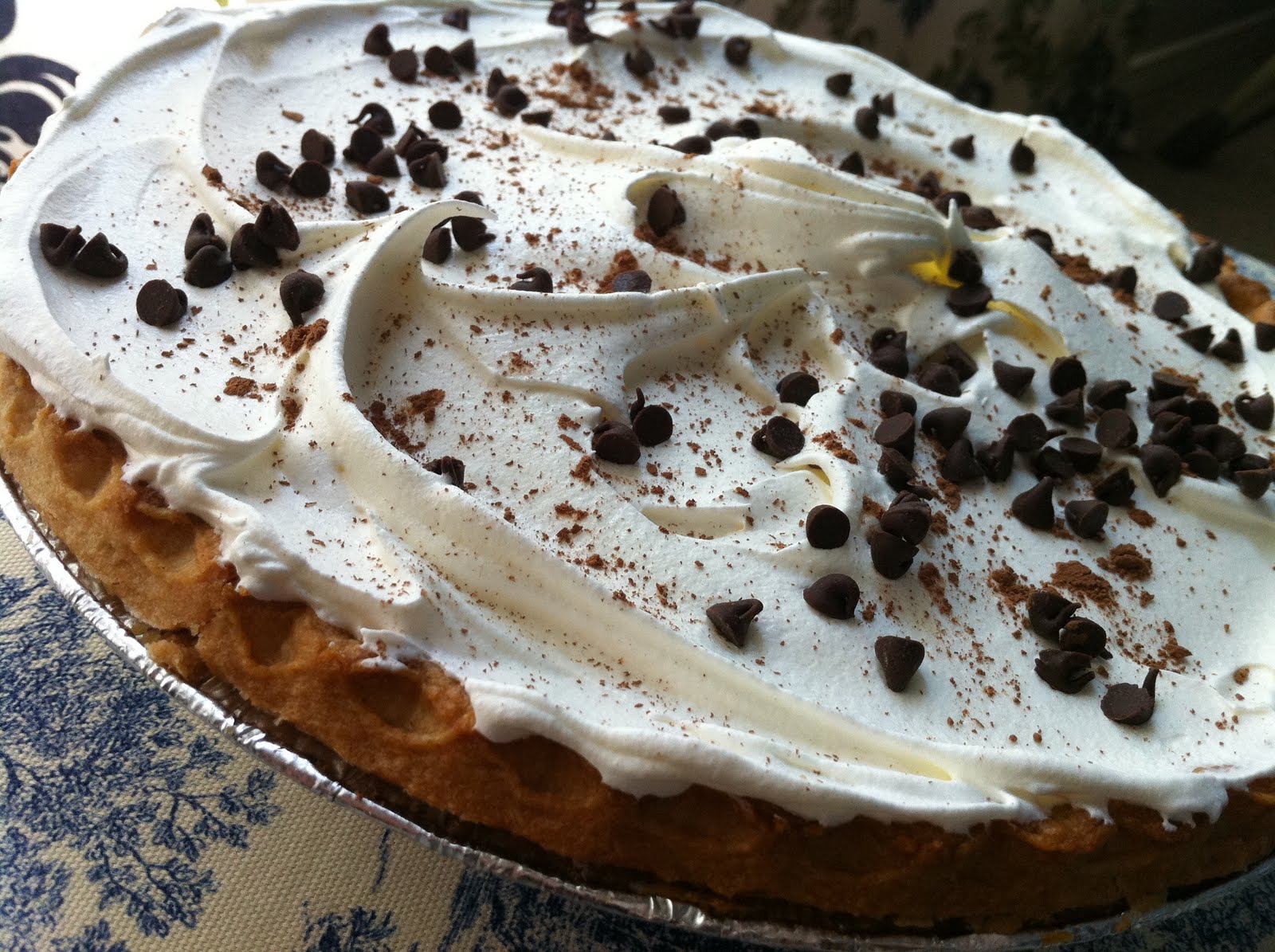 this hungry mama bakes Paula Deen's Favorite Chocolate Pie