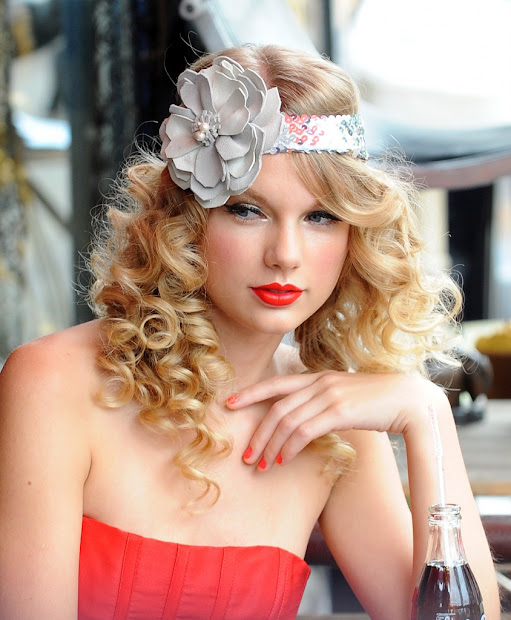 phenomenal taylor swift hairstyles