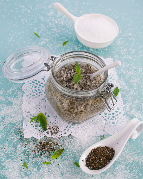 Homemade Sugar Scrub Recipe Natural Green Tea and Mint Body Scrub