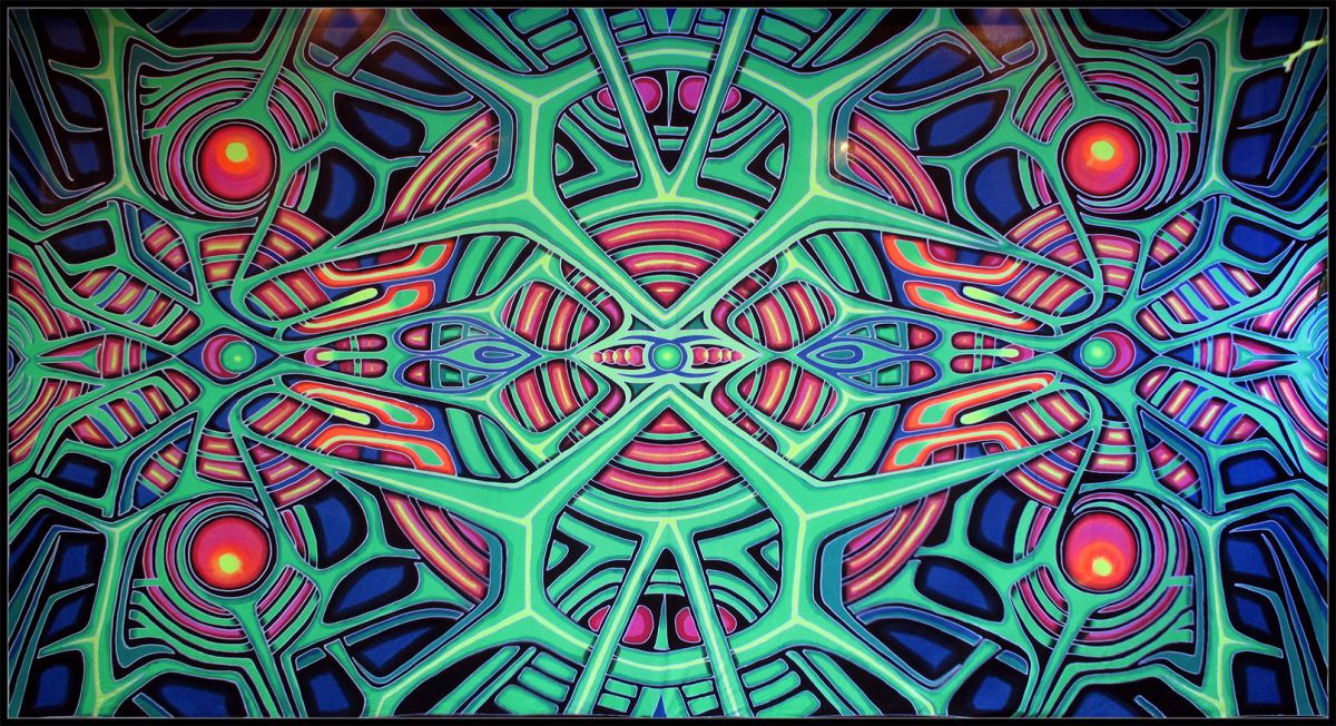 25 Psychedelic Tapestries And Where To Buy