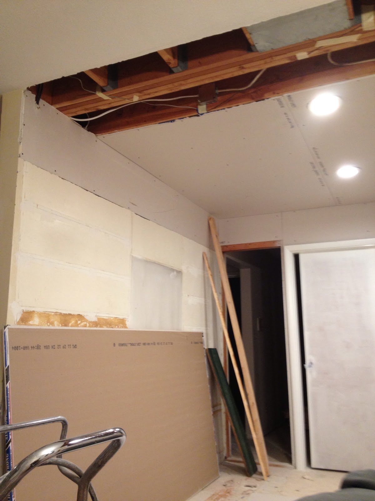 plum tree place Drywall Up!