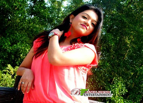 Bangladeshi Singer Kornia