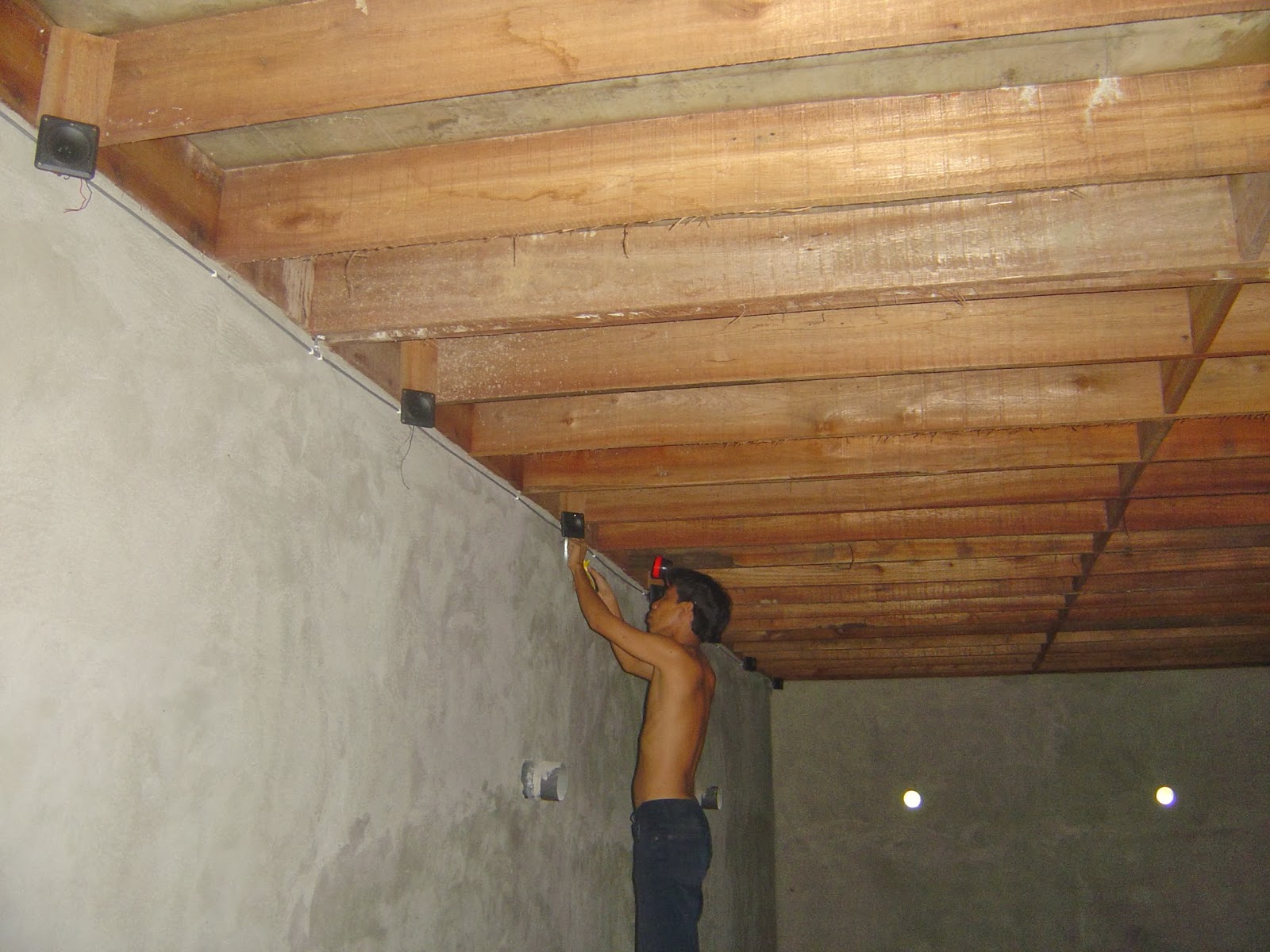 Techno Walet Teknik Pemasangan Tweeter Untuk Memantulkan Efek Multi Bahasa Walet