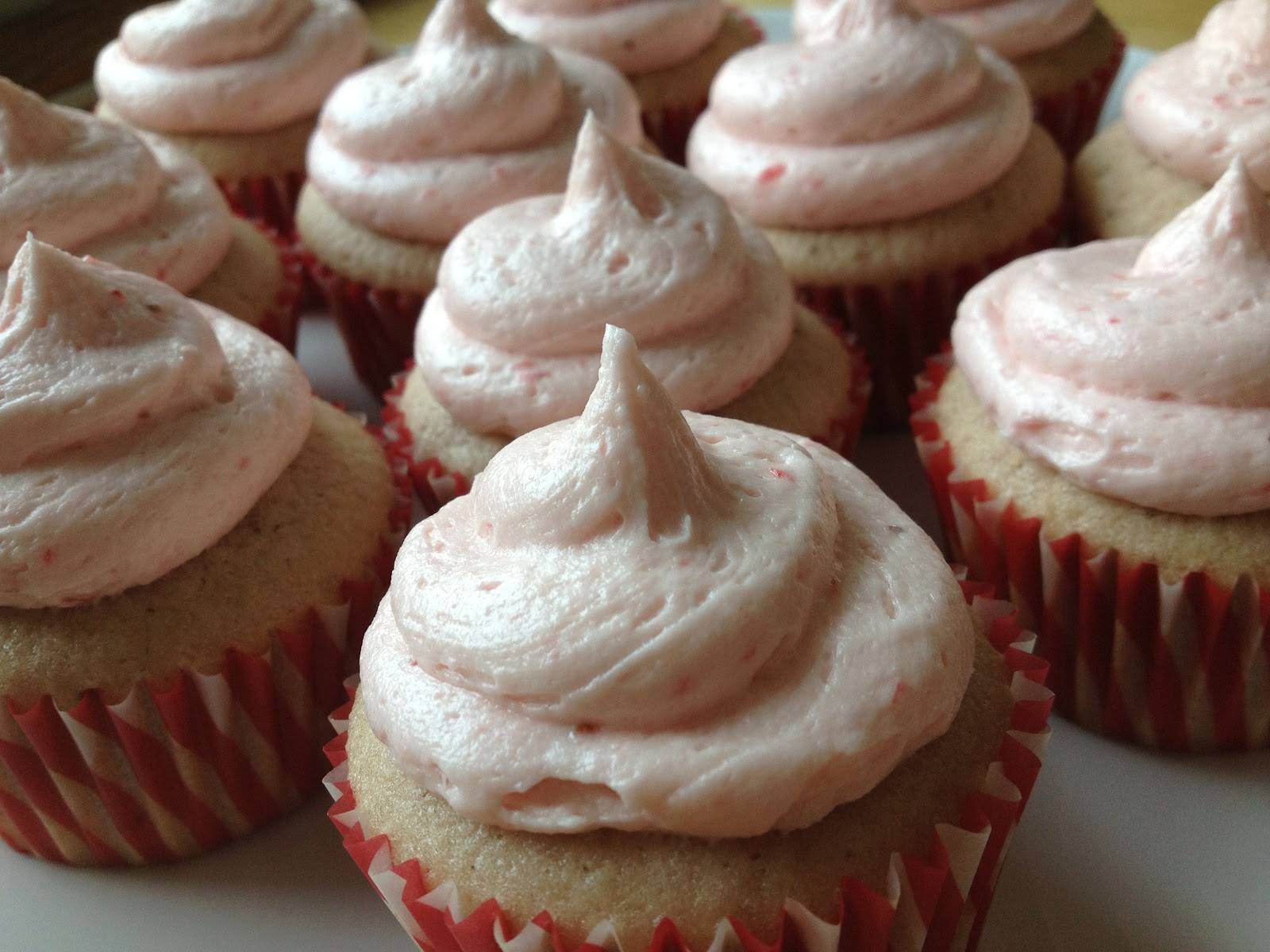 Darling Notes Make Your Own Sprinkles Cupcakes