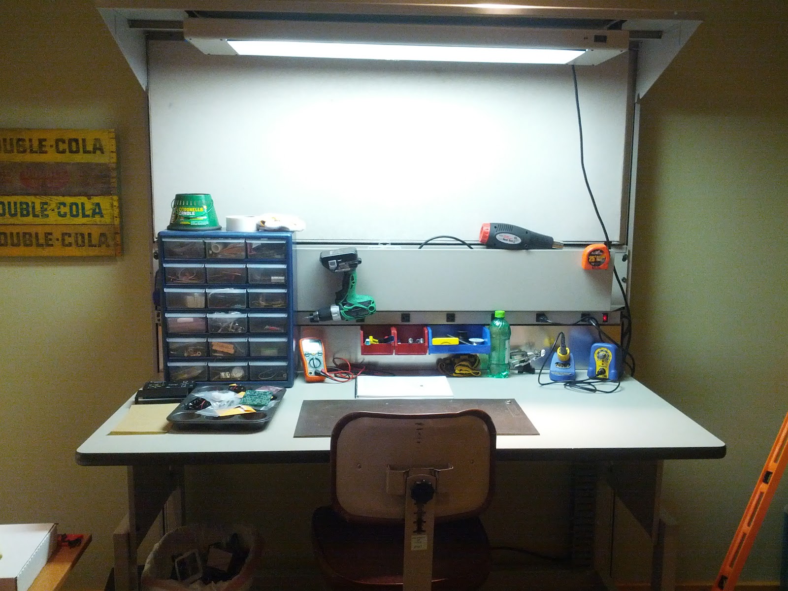 Elegant Adjustable Height Workbench By MrRon LumberJockscom
