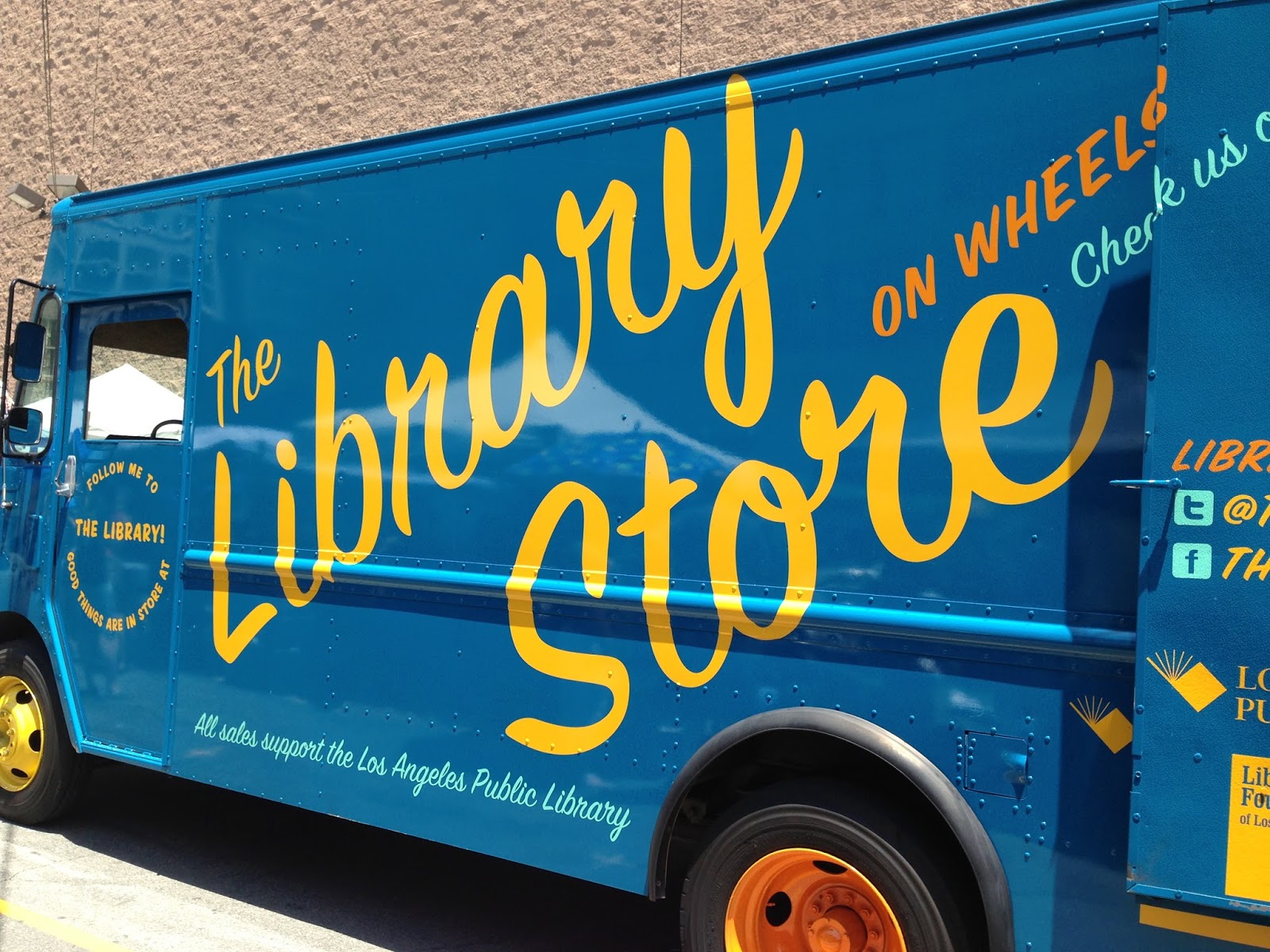 Shopping at The Library Store on Wheels - LA Explorer