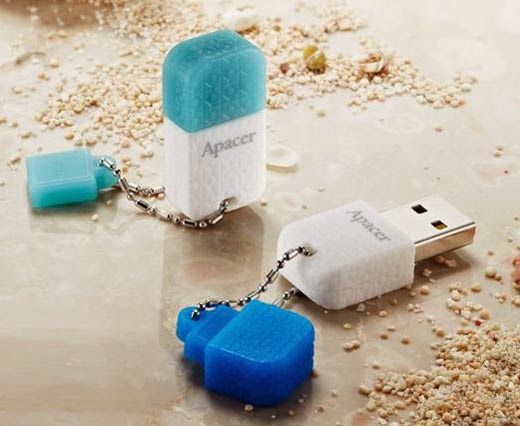 Apacer AH154 USB 3.0 and AH139 USB2.0 USB Flash Drives