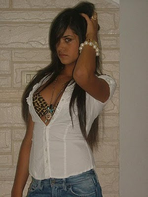 Hot Nri: Hot Sexy Desi Sunny Leone Lookalike