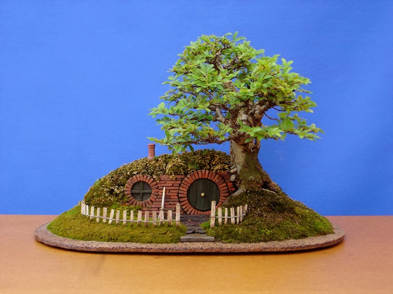 Miniature Hobbit House From Lord of The Rings