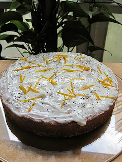 Torta De Naranja Con Semillitas De Amapola
