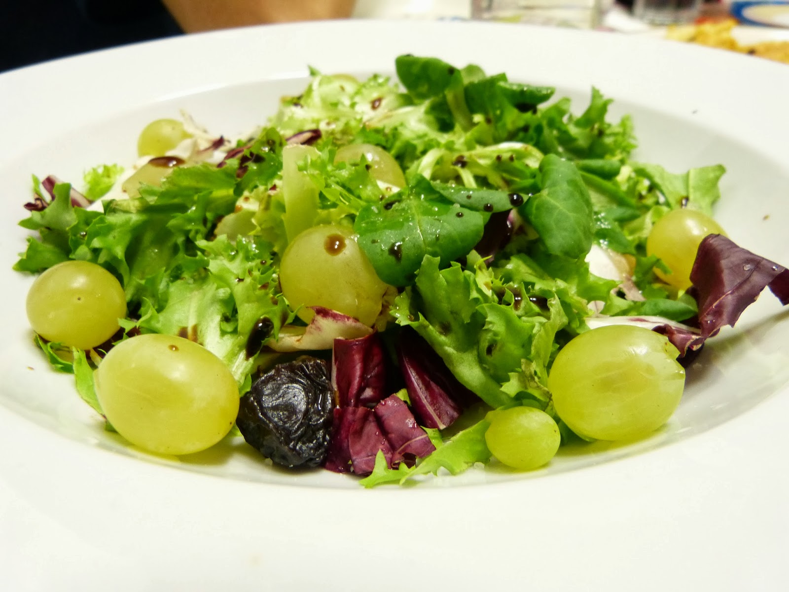 Cocinando con Vicky, recetas de cocina ENSALADA GOURMET, CON UVA