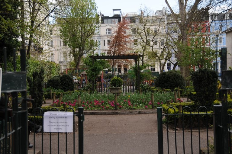 Ian's urban blog City observation 1 Portobello Road and Colville Square