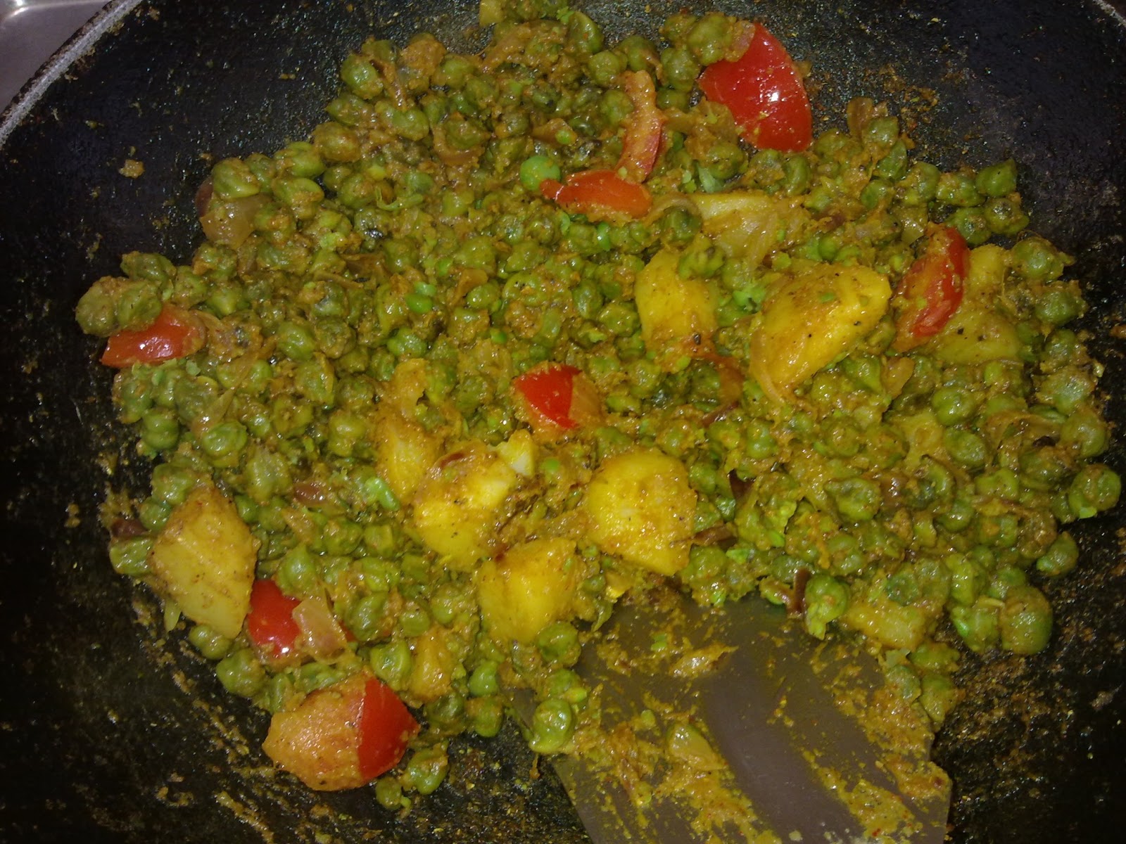 tasteofbihar Aloo hara chana sabji (Potato and green grams vegetable