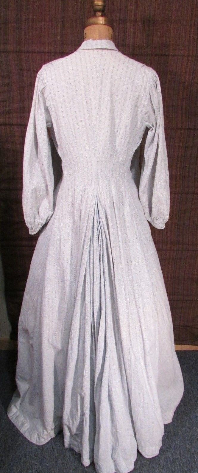 All The Pretty Dresses 1880's Simple Tea Gown/Wrapper