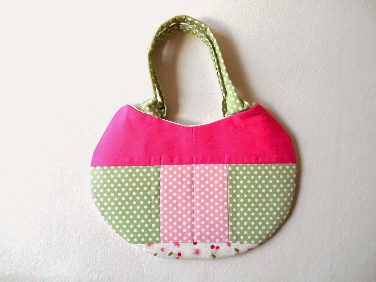 Kitty Cat Face handbag for little girls cream cherry rear